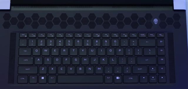 alienware x17 r2 17in laptop keyboard